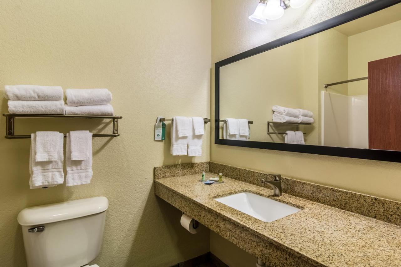 Cobblestone Hotel & Suites - Erie Ngoại thất bức ảnh